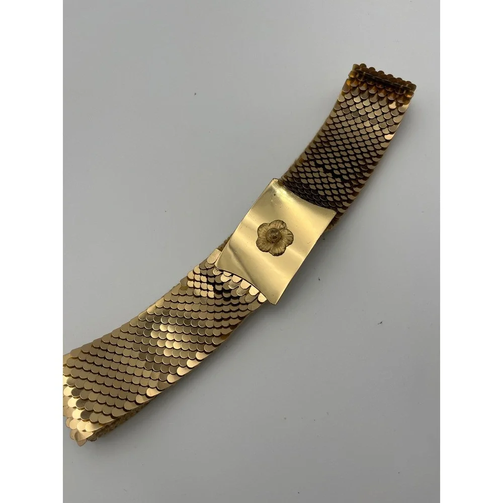 Vintage Gold Fish Scale Stretch Belt Metallic Floral Buckle